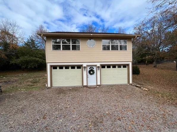 209 Long Acres Dr, Morrilton, AR 72110