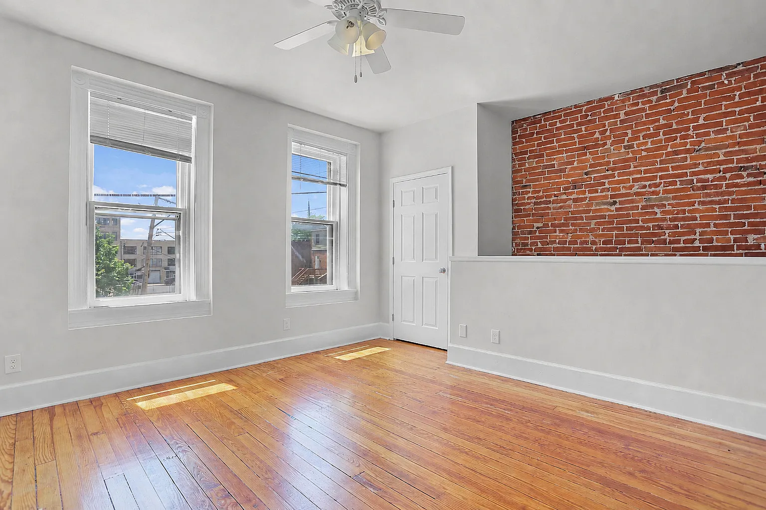 1 bed, 1000 sqft, $945 — Photo 3
