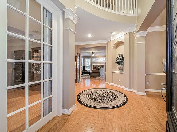 4th image of 22110 Treesdale Ln