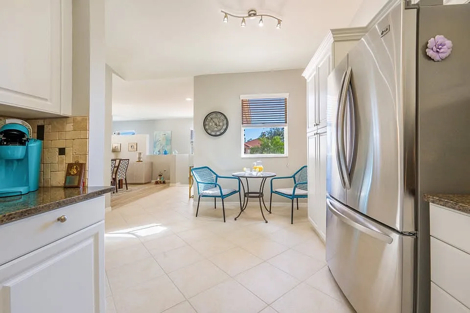 2 bed, 1761 sqft, $2,950 — Photo 4