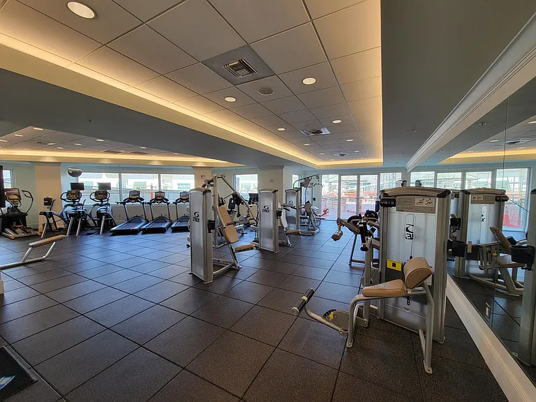 450 Knights Run Ave #901 — Photo 20