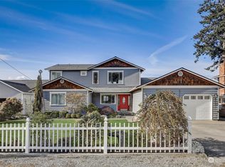 1011 N Sunset Dr, Camano Island, WA