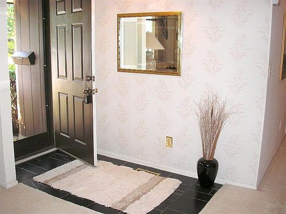 2nd image of 7080 Peachview Pl