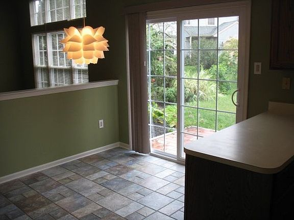 2nd image of 15 Poplar Ct