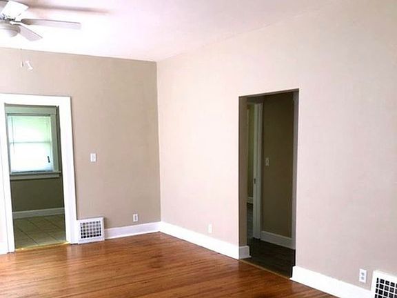 3rd image of 2241 S 48th St
