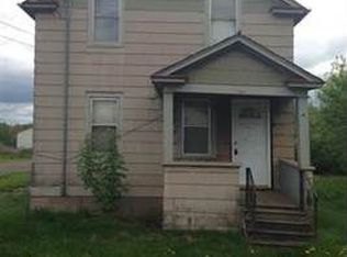 330 2nd St, Hibbing, MN 55746