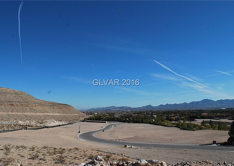 2nd image of 20 Olympia Canyon Way