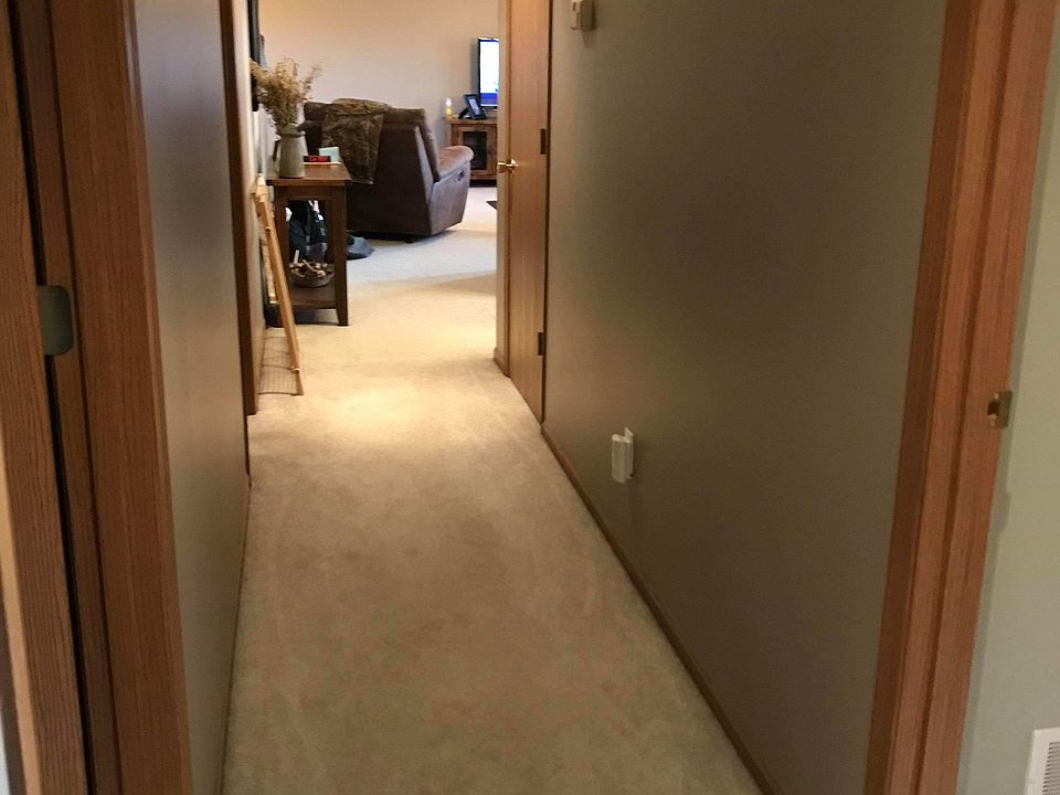 1st image of 1510 Castle Dr