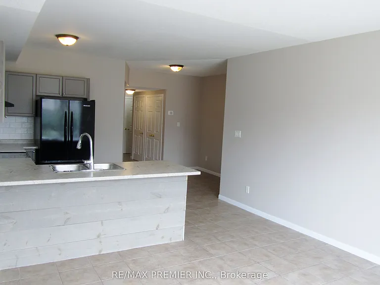 342 Edgehill Dr #B — Photo 7