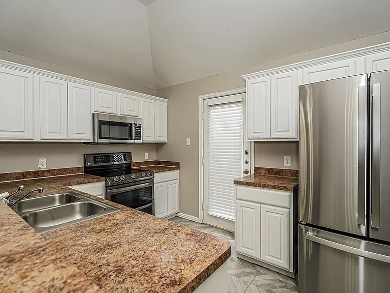 140 Ringneck Dr — Photo 6