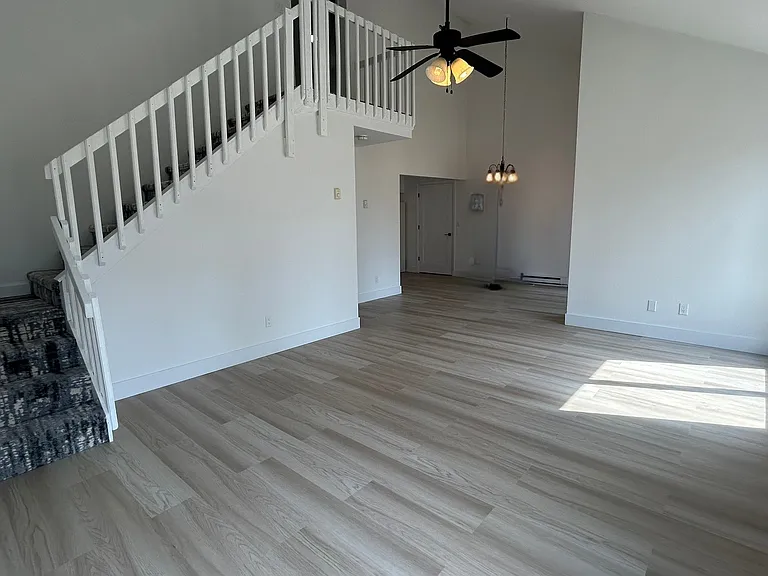 175 Prospect St #R — Photo 11
