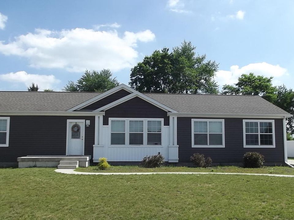 2nd image of 207 Southmoor Dr