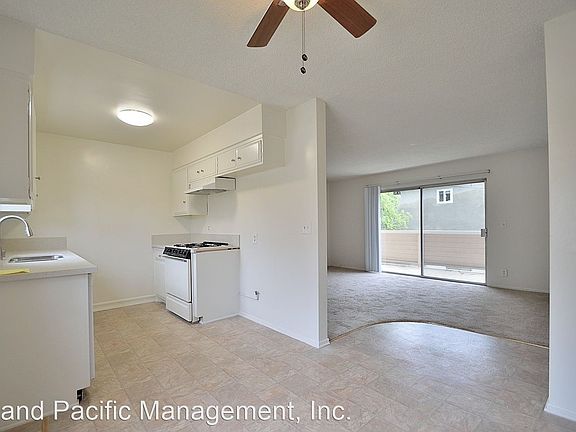 5th image of 2302 Marshallfield Ln APT C