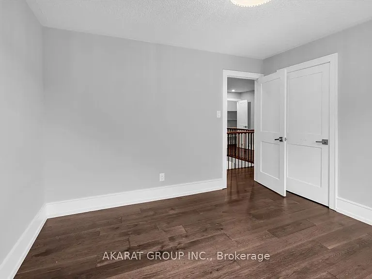 1274 Kings College Dr — Photo 33