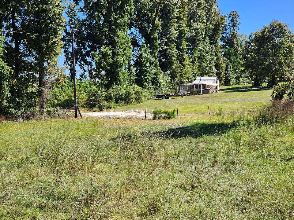 2nd image of 1237 Hickory Ridge Rd