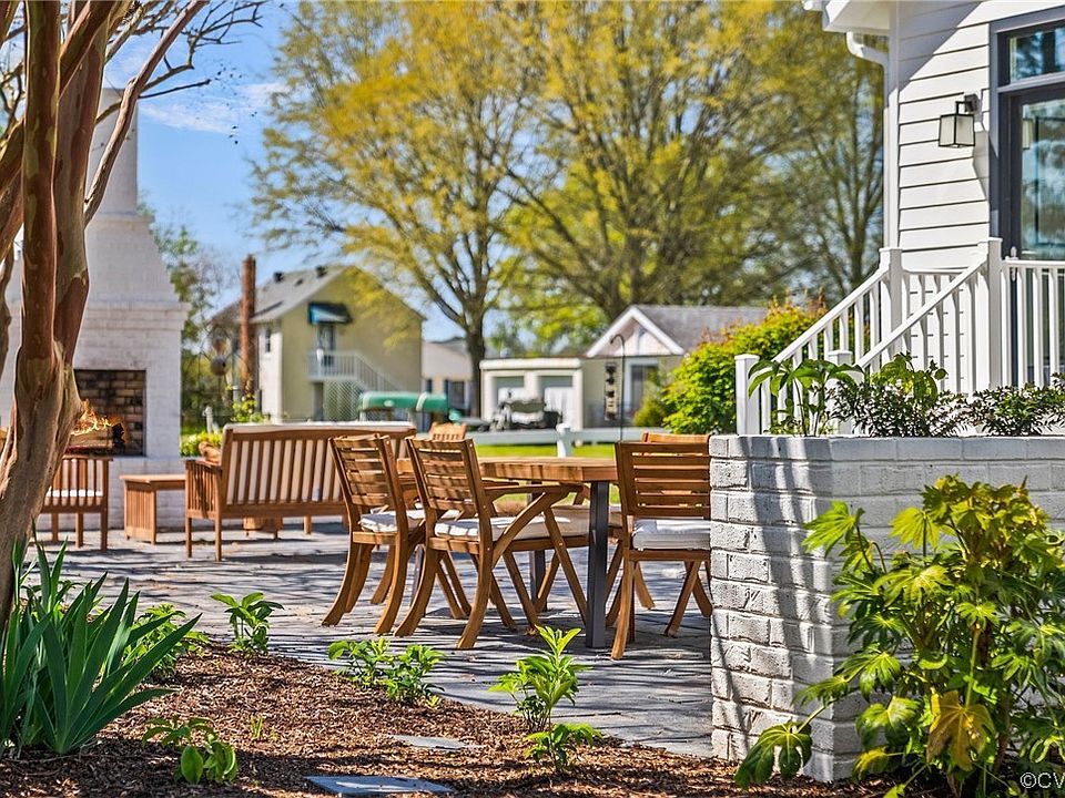 992 King Carter Dr, Irvington, VA 22480 Zillow