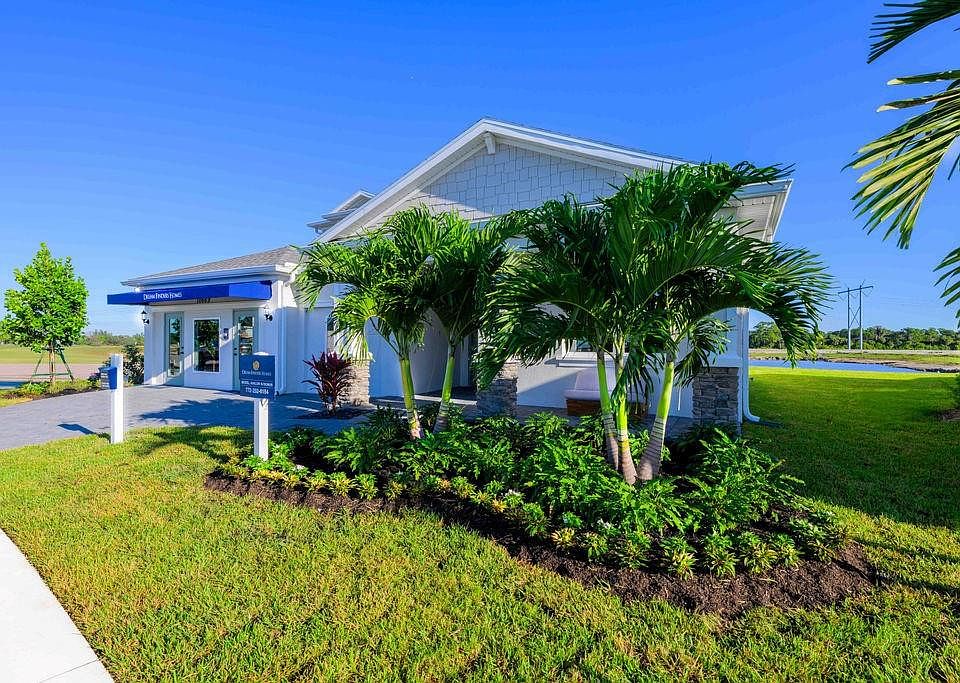 1st image of 10669 NW Suncrest Loop