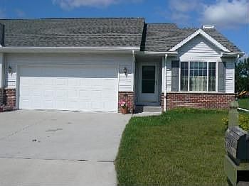 2nd image of 127 Ashland Ct