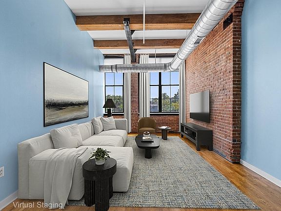 5th image of 160 Fremont St Unit 308