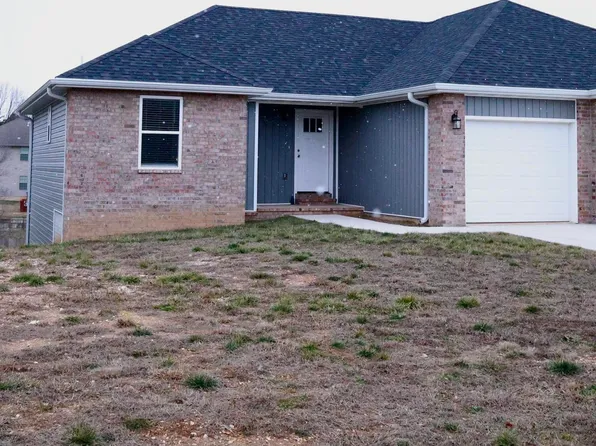 4377 N Toby Avenue, Springfield, MO 65803