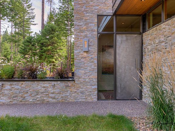 4th image of 367 Hidden Hills Ln