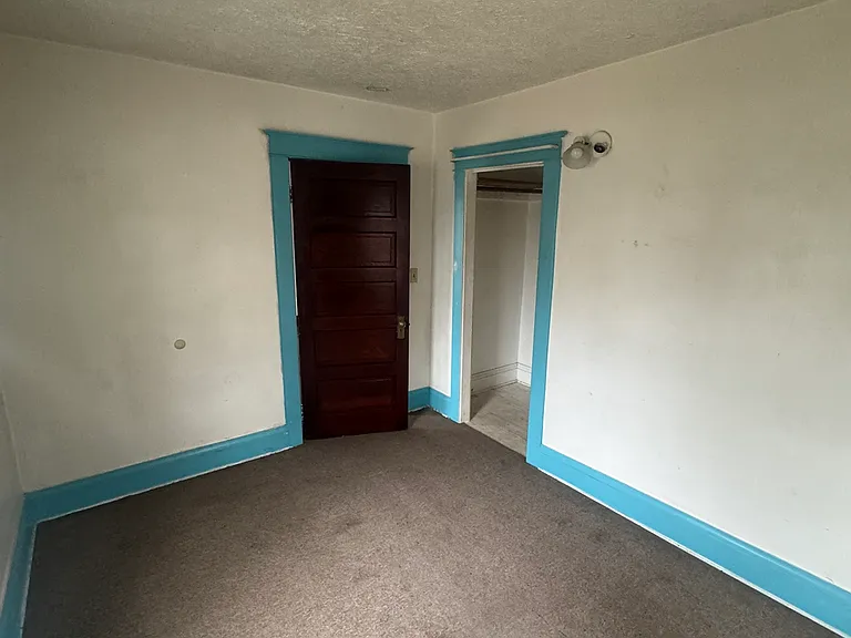 2236 King St — Photo 8