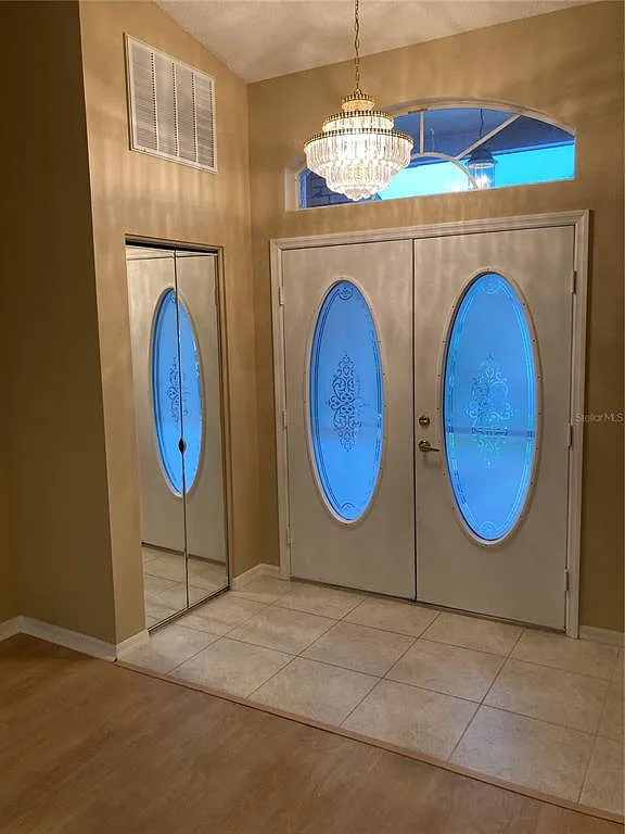 2 bed, 2.0 bath, 1669 sqft, $2,400 — Photo 4