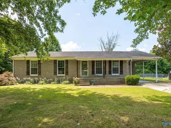106 Crutcher St, Athens, AL 35611