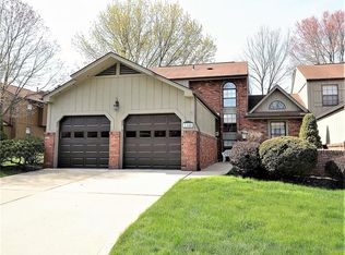 1348 Lexington Dr, Lawrence, PA 15055