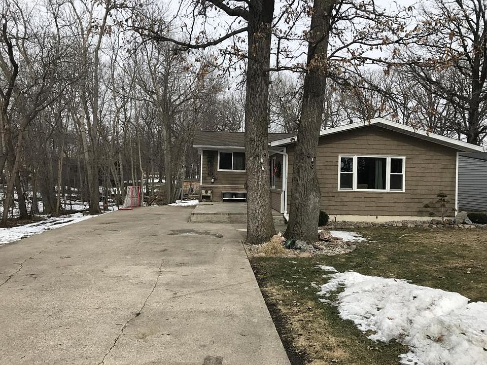 1st image of 744 N Shore Dr