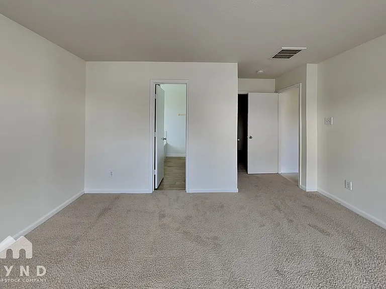 4103 Oakview Creek Ln — Photo 11