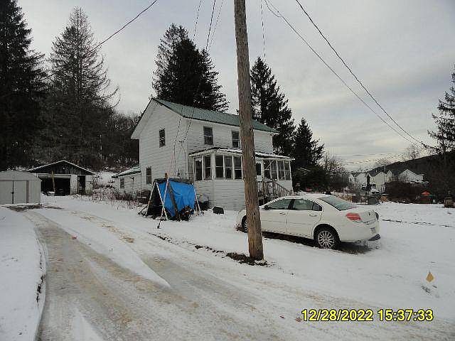 2nd image of 120 High St
