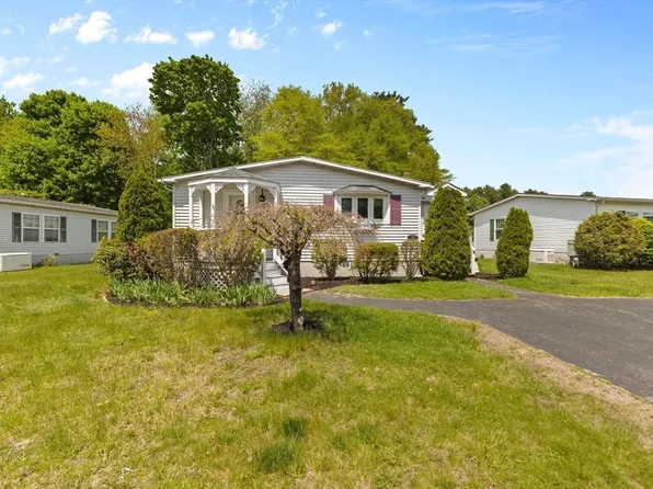 5 Forsythia Ln, Rockland, MA 02370
