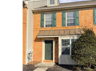 1853 Shady Oak Dr, Mount Joy, PA 17552