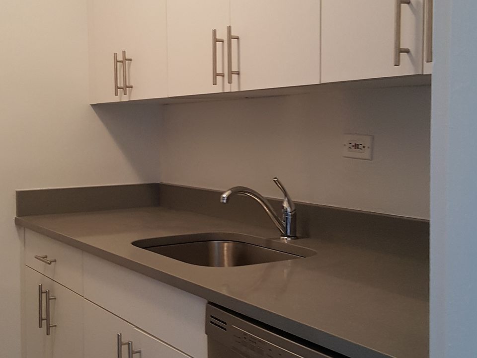 1st image of 4821 40th St APT 4A