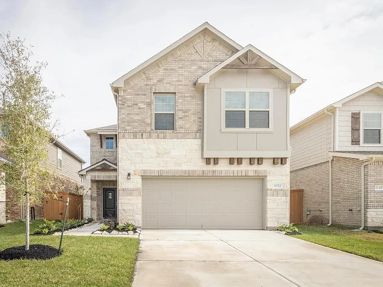 1052 Greenshank Dr — Photo 24