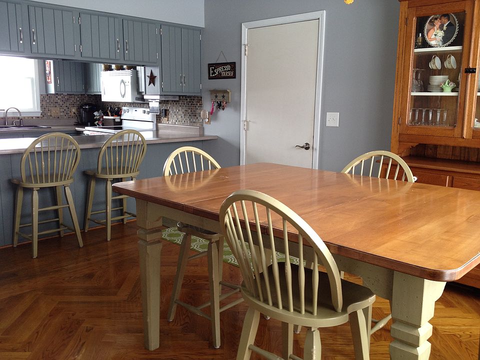 kitchen/dining