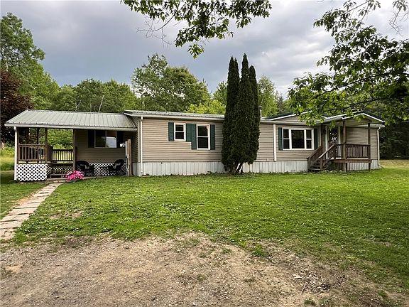 2nd image of 424 Parrott Rd