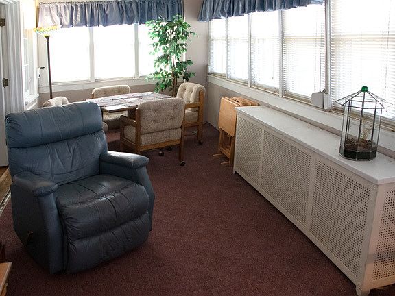 5th image of 7217 S Oglesby Ave
