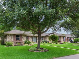2127 Southmoor Dr, Carrollton, TX 75006