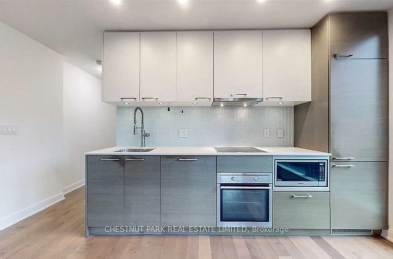 55 Front St E #513 — Photo 8