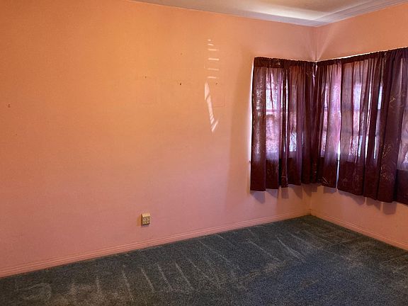 5th image of 1858 Valinda Ave