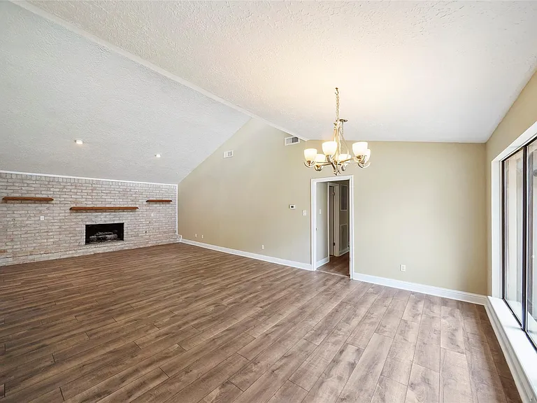 3602 Cobleskill Ct — Photo 14