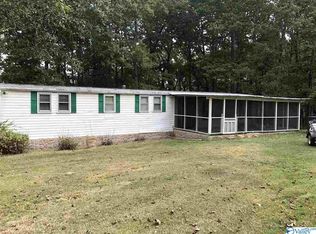 347 Autumn Wood Trl, Decatur, AL 35603