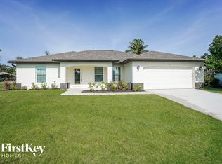 233 SW 39th St, Cape Coral, FL 33914