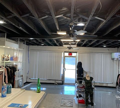 3rd image of 511  W. Church
