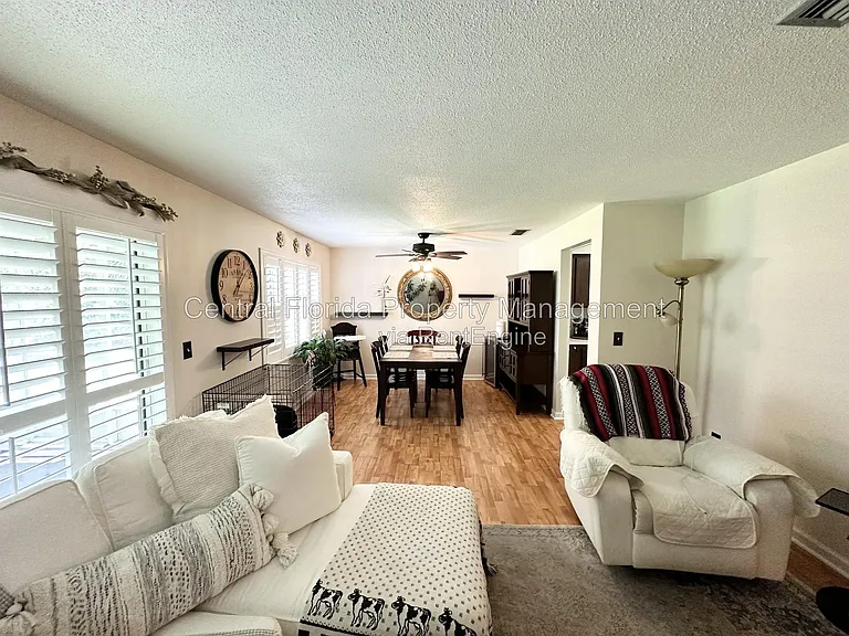 3137 Thistlehill Dr — Photo 11