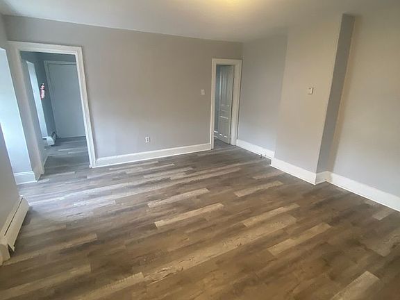 2nd image of 437 Sharon Ave #4