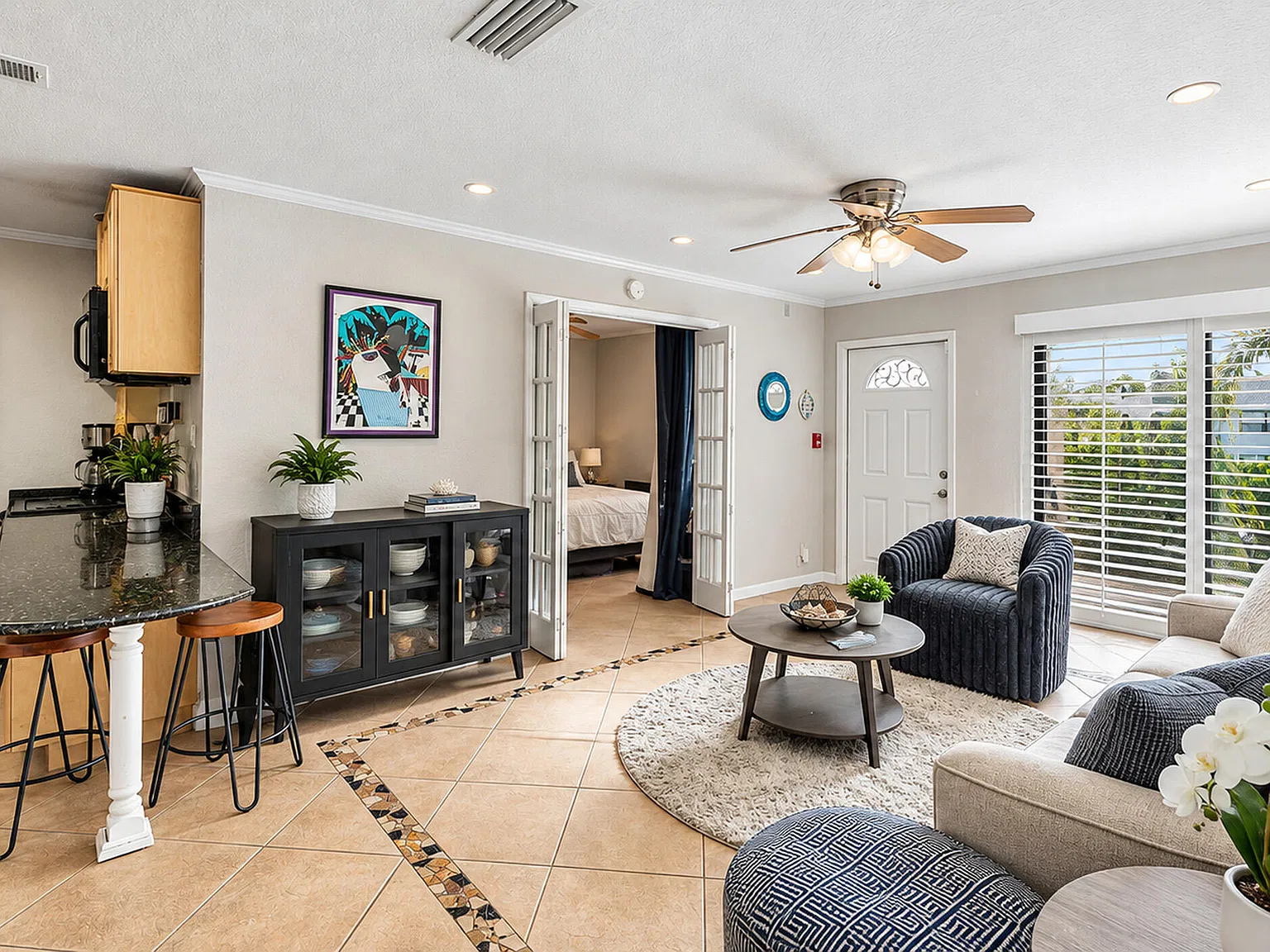 2 bed, 2.0 bath, 770 sqft, $2,050 — Photo 4