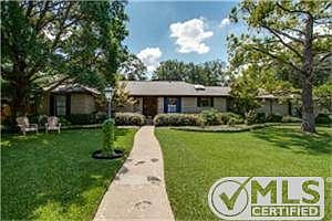 3rd image of 4050 Meadowdale Ln